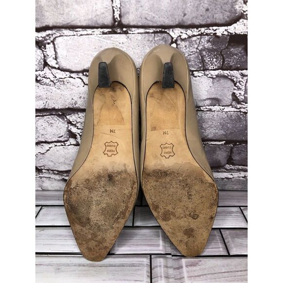 VTG Enzo Angiolini Nude Beige Leather Slip On Dress Heels Women Sz 7M US/37.5EU - Picture 11 of 16
